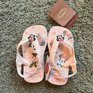 New with tag - Minnie Havaianas flip flops size 7C